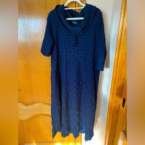 Italian maxi navy blue dress with 3/4 sleeves and scoop neck